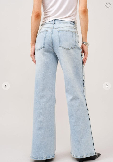 MID RISE SIDE PANEL SNAP UP WIDE LEG JEANS